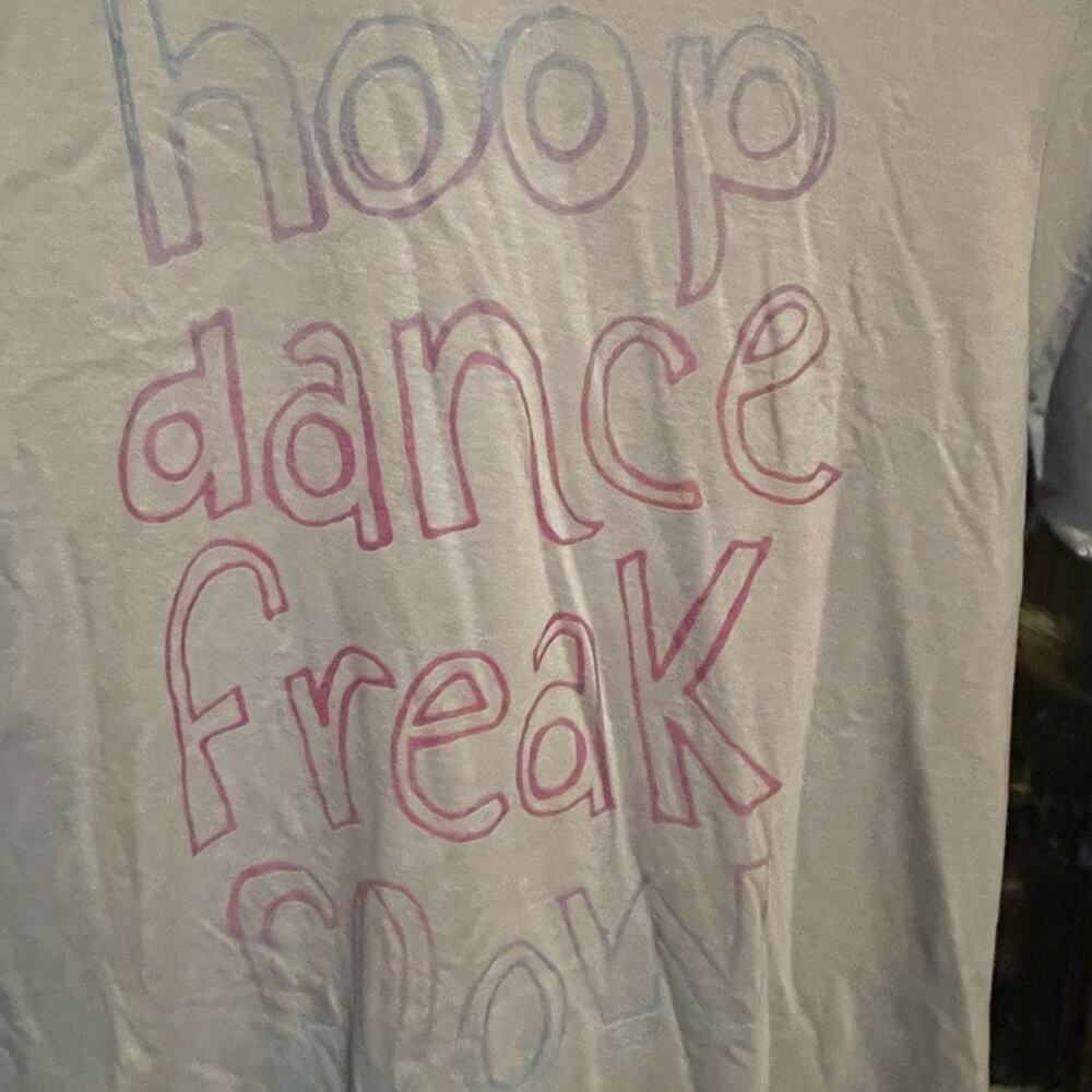 VINTAGE HULA HOOPING TSHIRT